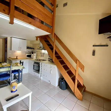 T2 Mezzanine A 300m De La Avec Jardin, Ideal Famille, Parking, Animaux Acceptes - Fr-1-795-37 Villa *