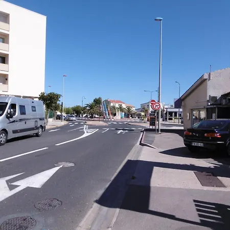 T2 Mezzanine A 300m De La Avec Jardin, Ideal Famille, Parking, Animaux Acceptes - Fr-1-795-37 Villa Narbonne